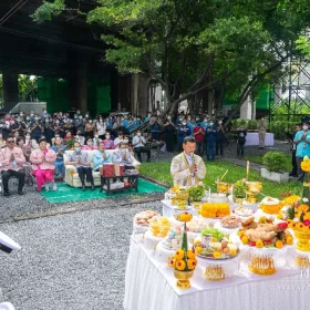 รับจัดงานทำบุญบ้าน, ทำบุญบริษัท, ทำบุญขึ้นบ้านใหม่, รับตั้งศาลพระพรหม, ศาลพระภูมิ, ศาลเจ้าที่