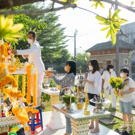 รับจัดงานทำบุญบ้าน, ทำบุญบริษัท, ทำบุญขึ้นบ้านใหม่, รับตั้งศาลพระพรหม, ศาลพระภูมิ, ศาลเจ้าที่