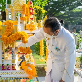 รับจัดงานทำบุญบ้าน, ทำบุญบริษัท, ทำบุญขึ้นบ้านใหม่, รับตั้งศาลพระพรหม, ศาลพระภูมิ, ศาลเจ้าที่