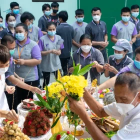 รับจัดงานทำบุญบ้าน, ทำบุญบริษัท, ทำบุญขึ้นบ้านใหม่, รับตั้งศาลพระพรหม, ศาลพระภูมิ, ศาลเจ้าที่