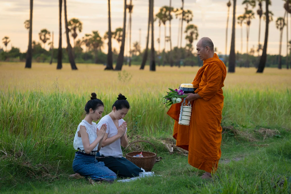 รับจัดงานทำบุญบ้าน, ทำบุญบริษัท, ทำบุญขึ้นบ้านใหม่, รับตั้งศาลพระพรหม, ศาลพระภูมิ, ศาลเจ้าที่