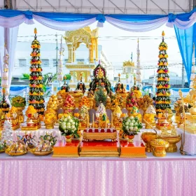 รับจัดงานทำบุญบ้าน, ทำบุญบริษัท, ทำบุญขึ้นบ้านใหม่, รับตั้งศาลพระพรหม, ศาลพระภูมิ, ศาลเจ้าที่