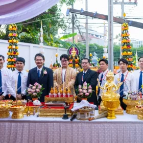 รับจัดงานทำบุญบ้าน, ทำบุญบริษัท, ทำบุญขึ้นบ้านใหม่, รับตั้งศาลพระพรหม, ศาลพระภูมิ, ศาลเจ้าที่