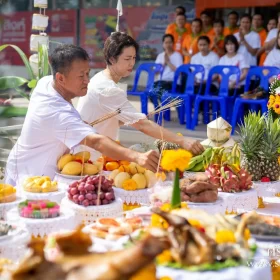 รับจัดงานทำบุญบ้าน, ทำบุญบริษัท, ทำบุญขึ้นบ้านใหม่, รับตั้งศาลพระพรหม, ศาลพระภูมิ, ศาลเจ้าที่