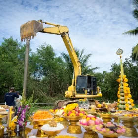 รับจัดงานทำบุญบ้าน, ทำบุญบริษัท, ทำบุญขึ้นบ้านใหม่, รับตั้งศาลพระพรหม, ศาลพระภูมิ, ศาลเจ้าที่