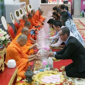 รับจัดงานทำบุญบ้าน, ทำบุญบริษัท, ทำบุญขึ้นบ้านใหม่, รับตั้งศาลพระพรหม, ศาลพระภูมิ, ศาลเจ้าที่