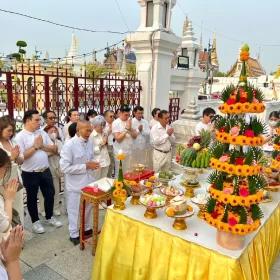 รับจัดงานทำบุญบ้าน, ทำบุญบริษัท, ทำบุญขึ้นบ้านใหม่, รับตั้งศาลพระพรหม, ศาลพระภูมิ, ศาลเจ้าที่